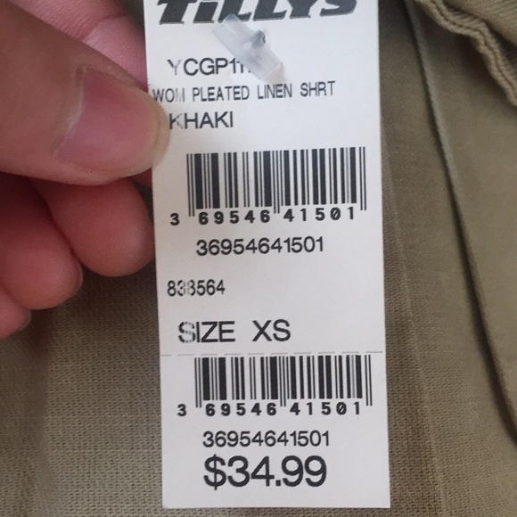 NWT West of Melrose Pleated Khaki Shorts - Picture 5 of 5